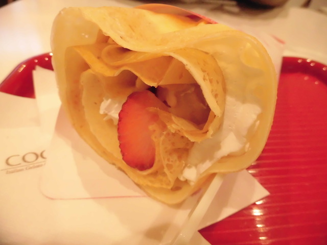 イチゴホイップクレープ1