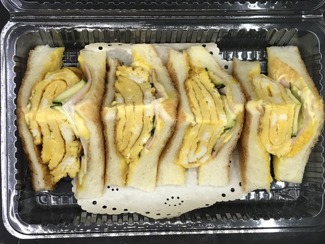 厚焼き玉子サンド