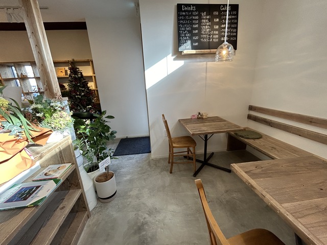 店内1-1-4