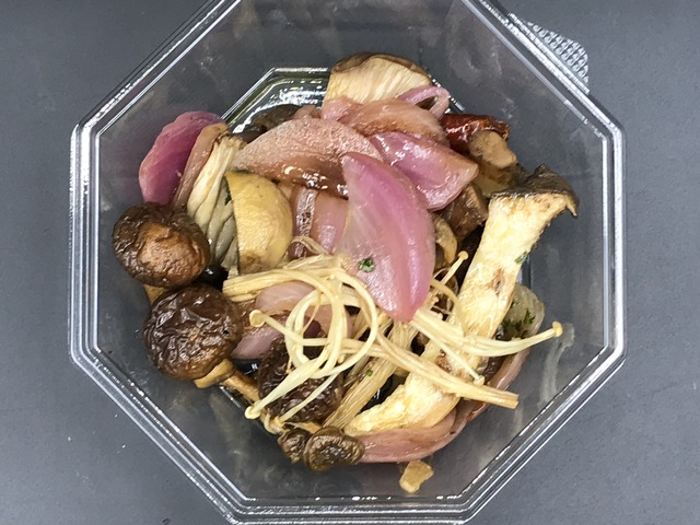 7種キノコのマリネ1