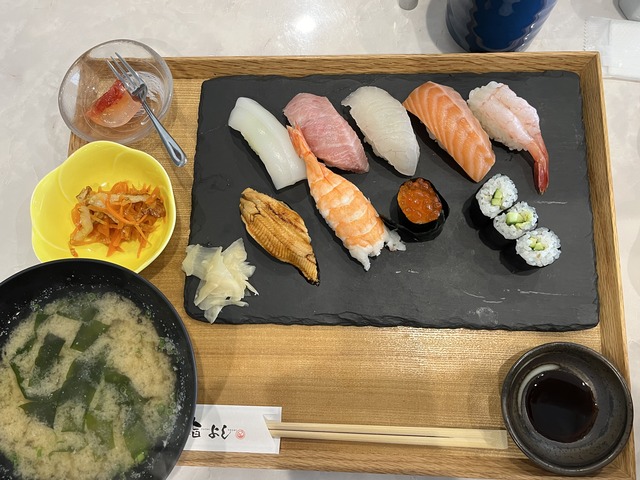 上にぎり定食1-1-1