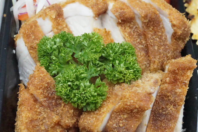 とんかつ弁当1-2-2