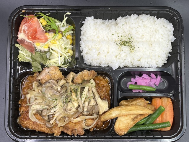 チキンステーキきのこソース