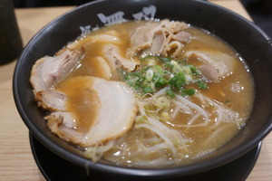 豚骨醤油チャーシュー