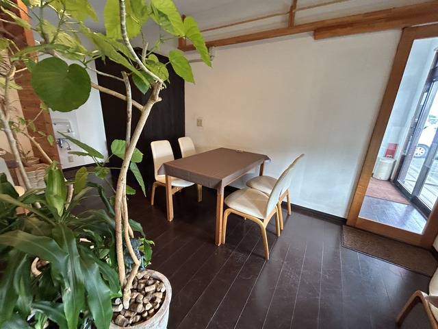 店内1-1