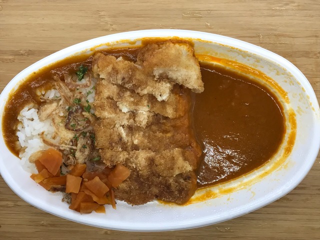 カツカレーランチ2