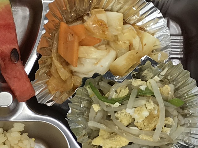 青椒肉絲弁当2-5