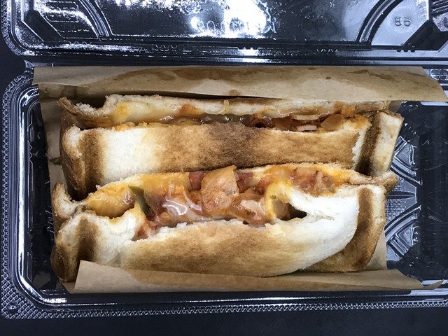 ホットサンドミックスピザ2