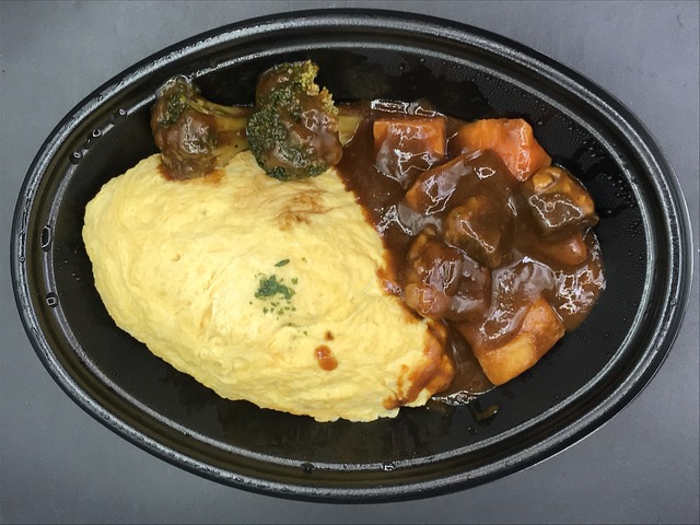 ビーフシチューオムライス2