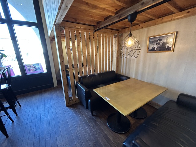 店内1-1-1