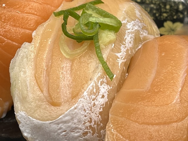 サーモン3貫盛り1-2-1