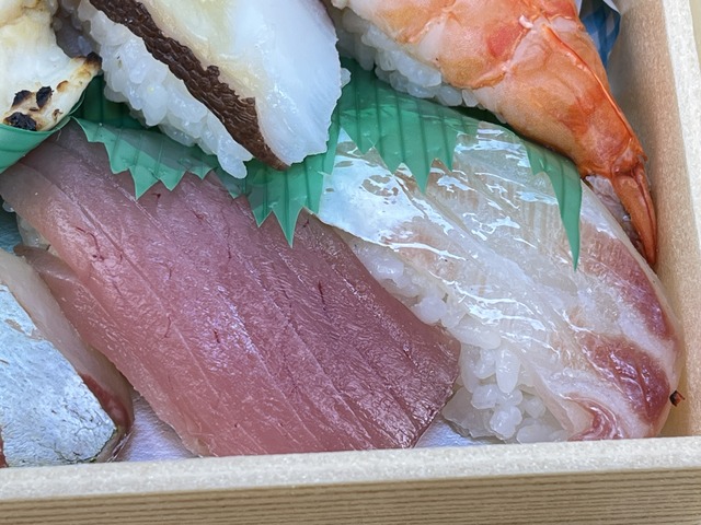 にぎり赤身・鯛