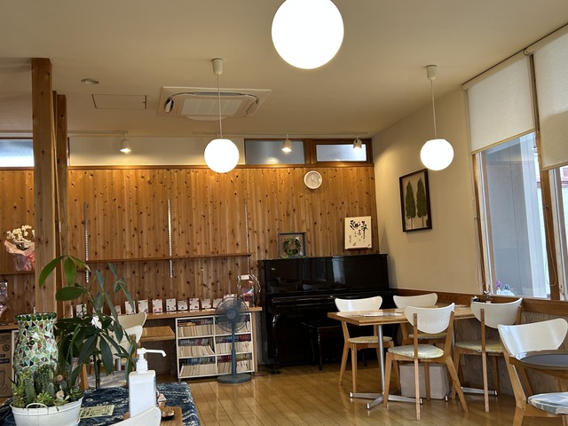 店内1-1