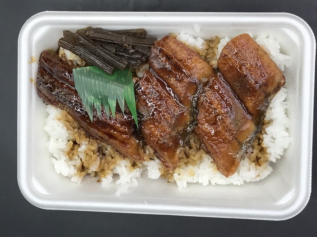 ウナギ弁当