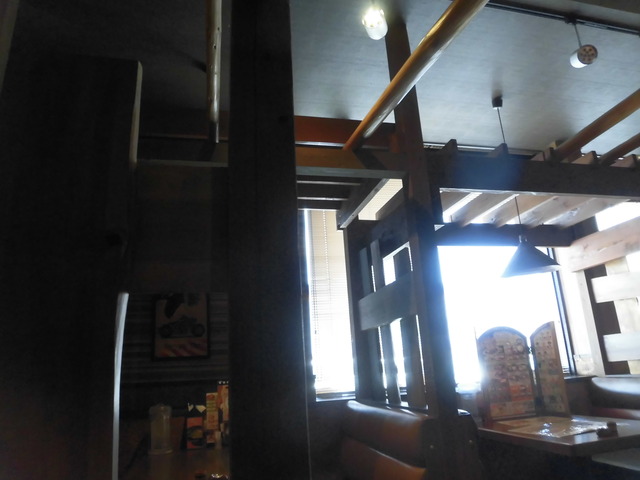 びっくりドンキー春日店内2