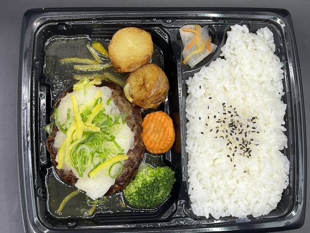 神戸牛ハンバーグだし醤油1