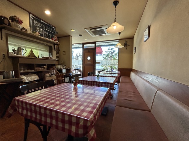 店内1-1-2