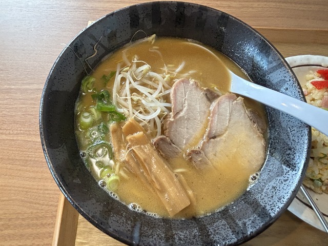 ラーメンチャーハンセット1-2-4