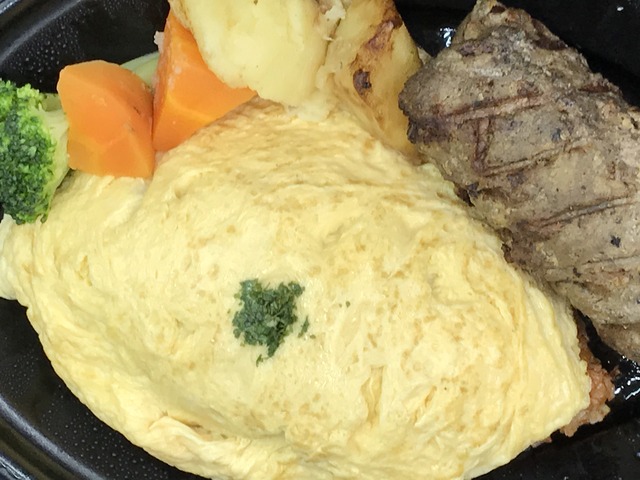 ハンバーグオムライス1-2