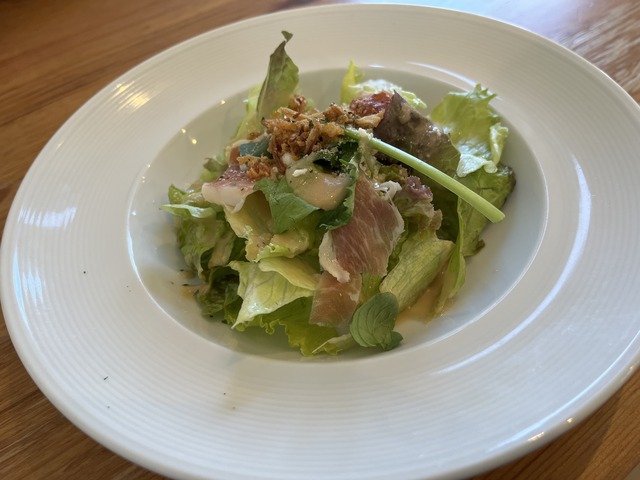 生ハムサラダ