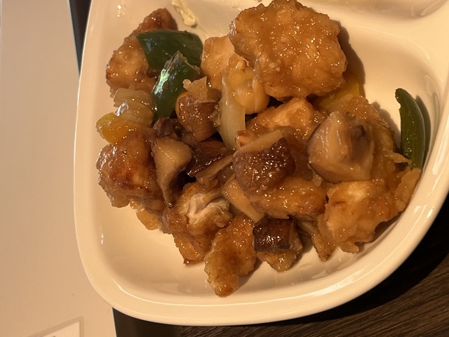 カシューナッツと鶏肉炒め1