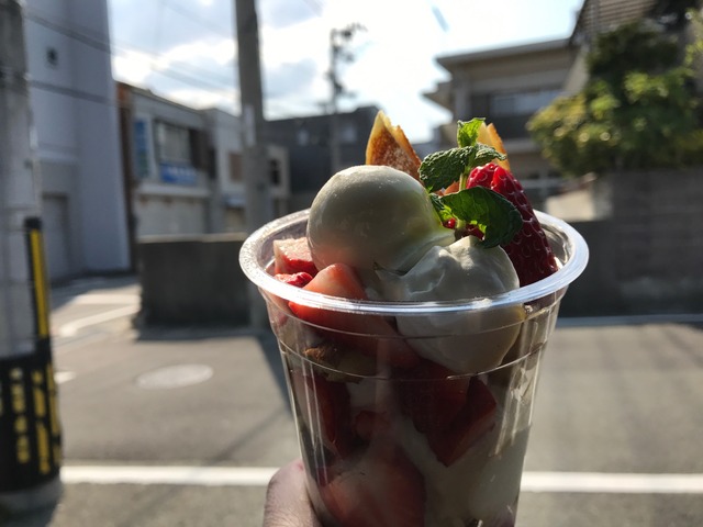 パンケーキパフェいちご4