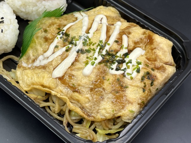 オムそば弁当1-2