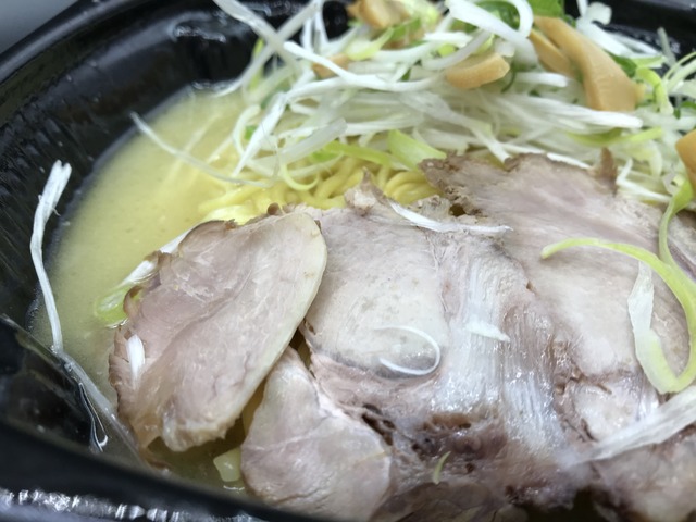 濃厚白湯ラーメン1-1-3