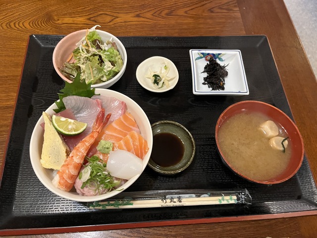 海鮮丼