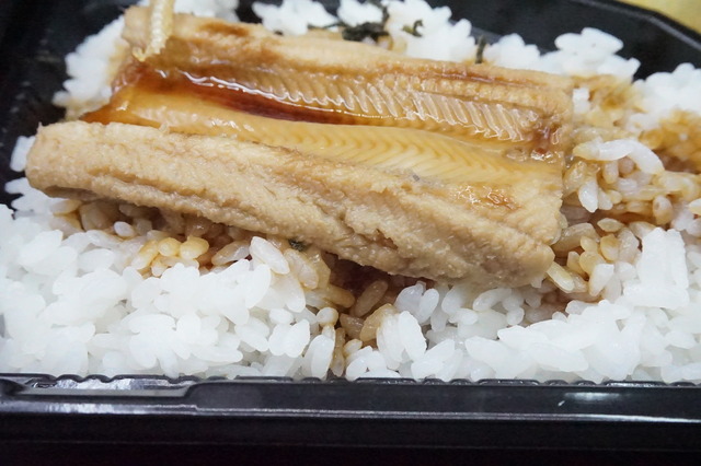 穴子弁当1-2-2