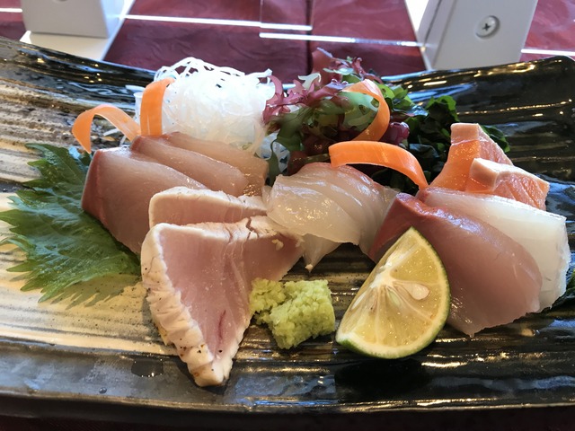 お刺身盛り合わせ