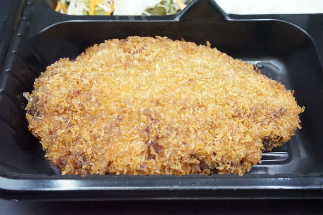 ミンチカツ弁当2-1