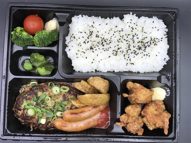ハンバーグ弁当2-1