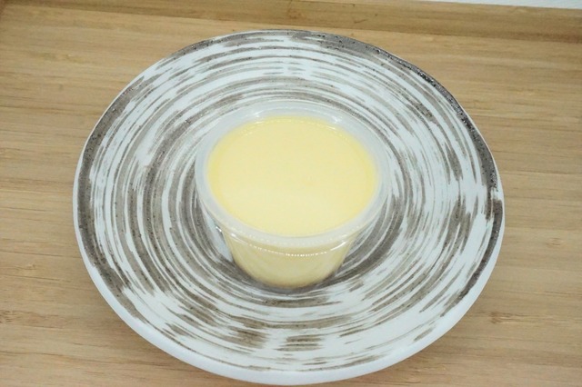 カスタードプリン1