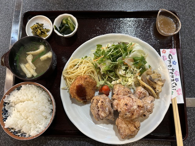 からあげランチ