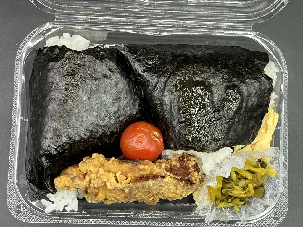 おにぎり 😊おにぎり屋ROUTE88です🍙 おすすめメニュー 🍙😊いくら特製おにぎり