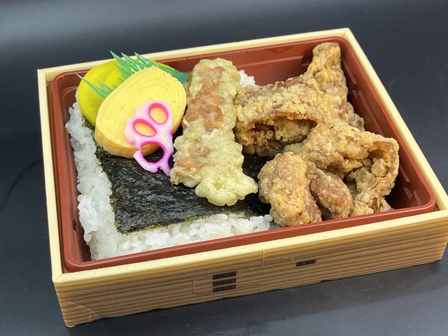 阿波尾鶏唐揚げ海苔弁当1-1-3