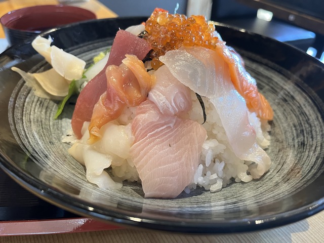 海鮮丼1-3-9