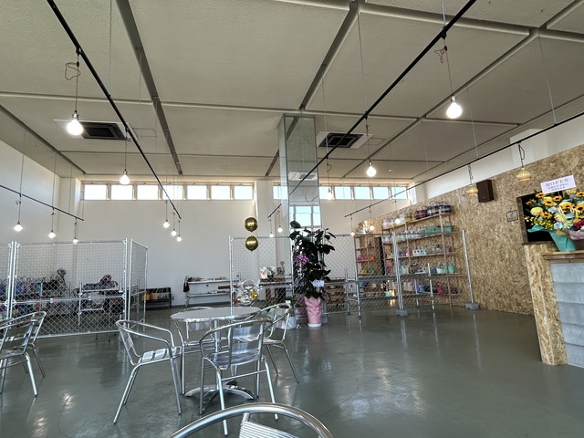 店内1-3-3