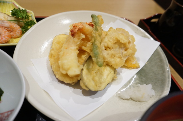 魚榮定食カスタム天ぷら1
