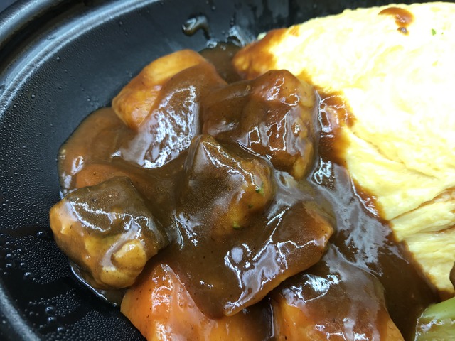 ビーフシチューオムライス2-2