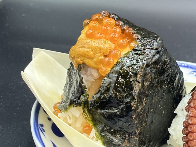 ❹くるくる贅沢握り雲丹いくら1-1-3
