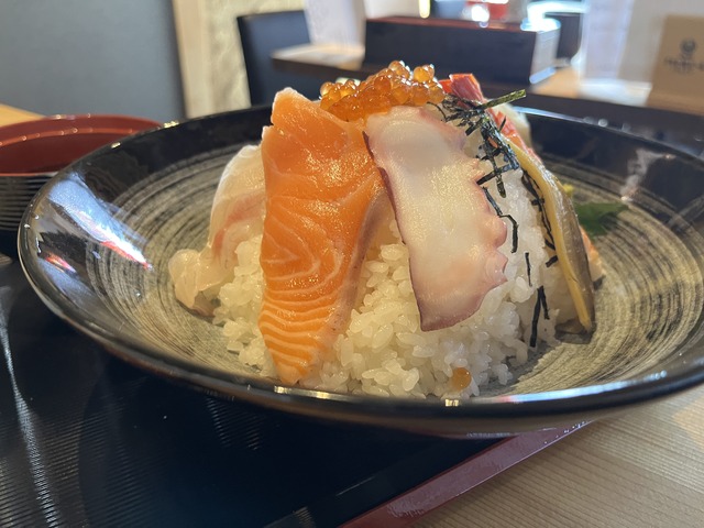 海鮮丼1-3-5