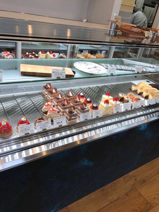 店内ショーケース