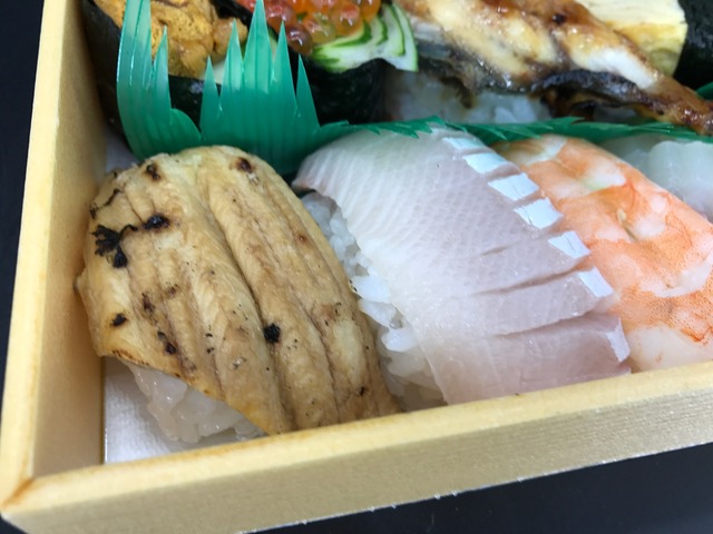 特上握り穴子カンパチ1