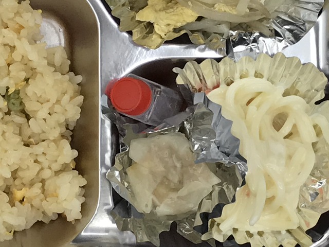 青椒肉絲弁当2-6