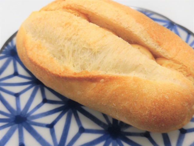 ピーナッツクリームパン1