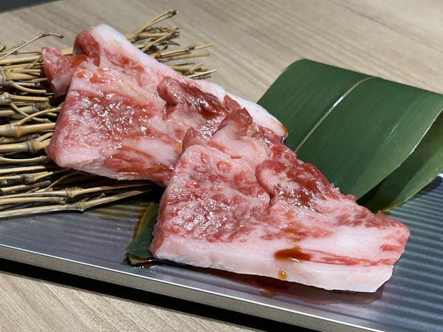 牛師の極みカルビ1-1-4