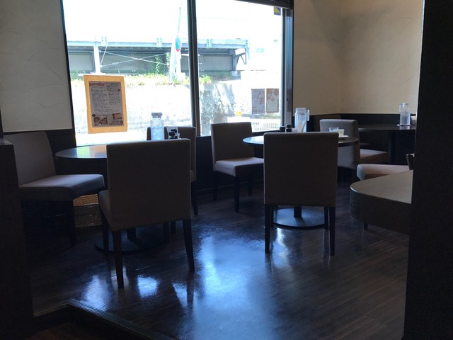 店内1