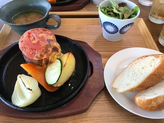 チーズトマトハンバーグ5